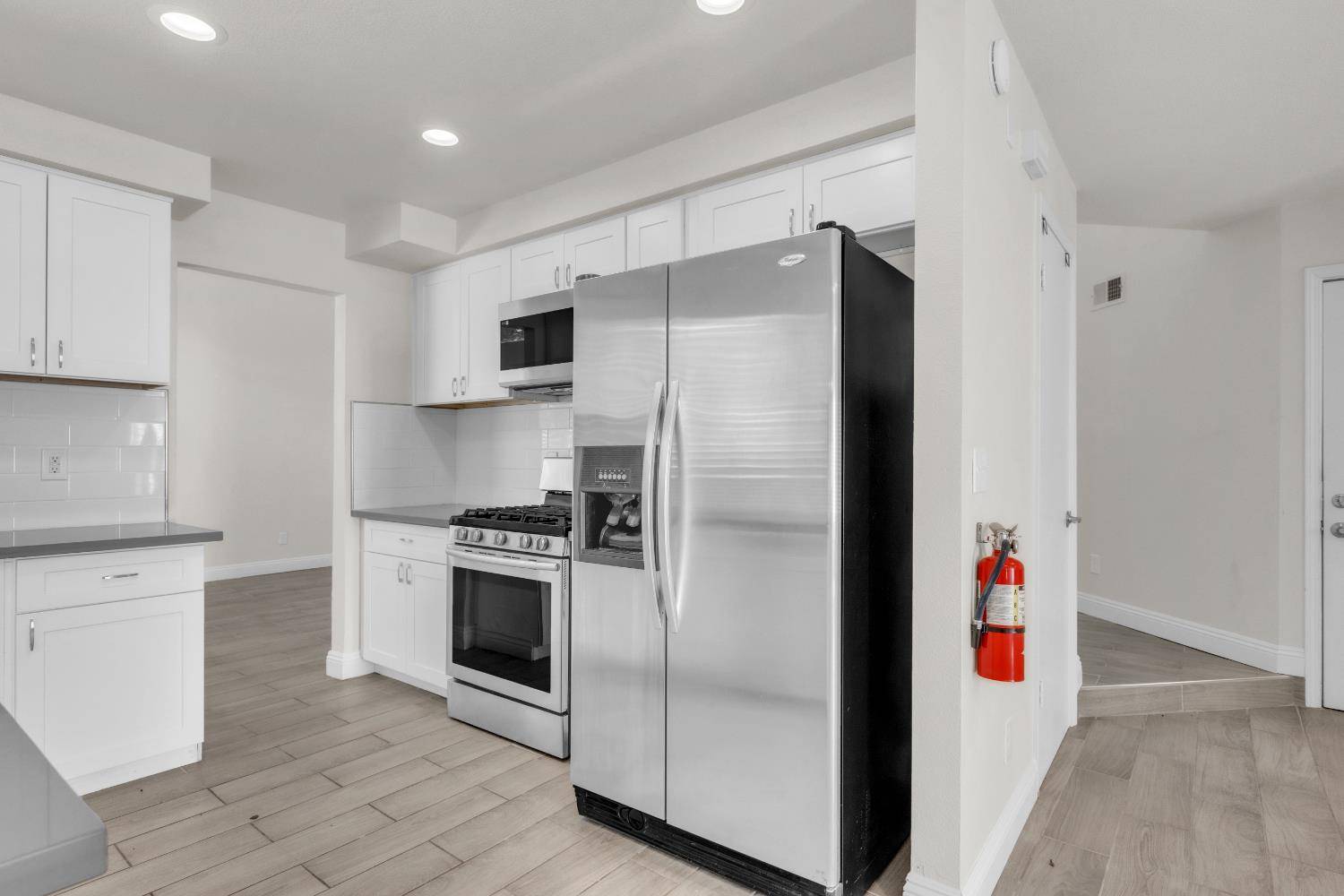 Sacramento, CA 95823,8490 Coeburn ST