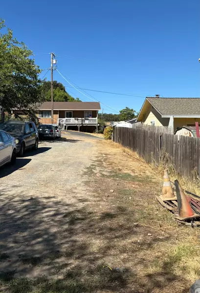 4815 Fall St, El Dorado, CA 95623