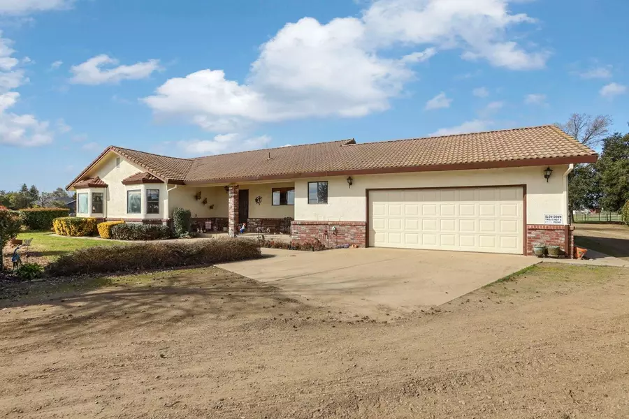 12069 Quiggle RD, Herald, CA 95638