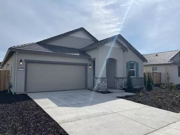 461 Villa Ticino DR, Manteca, CA 95337