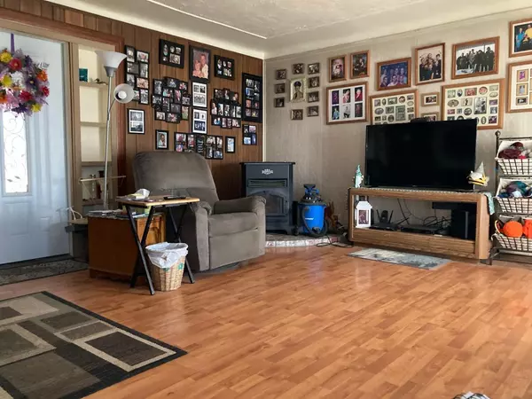 Dos Palos, CA 93620,43044 valeria