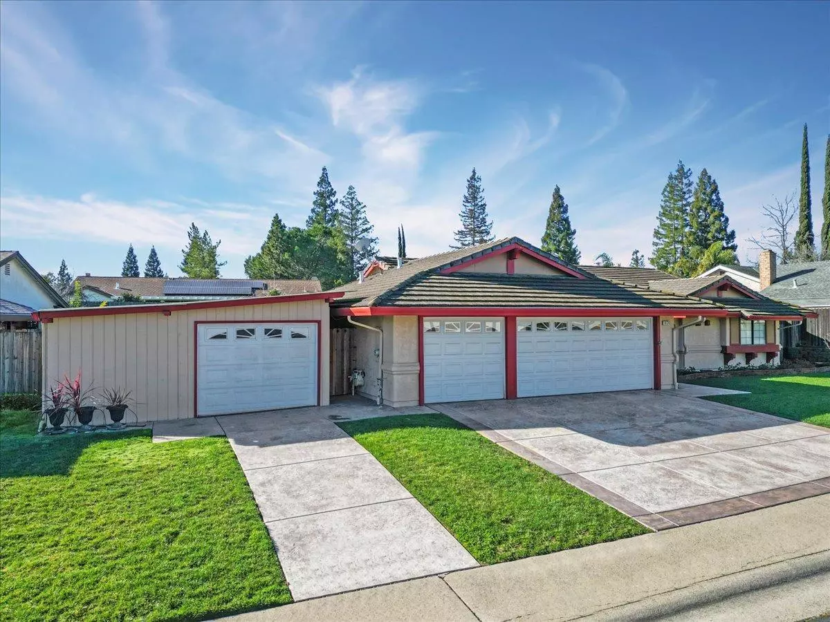 Roseville, CA 95661,1834 Woodacre WAY