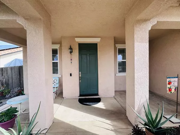 Arbuckle, CA 95912,1032 Almond AVE