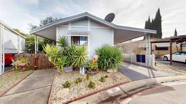 165 Clipper LN,  Modesto,  CA 95356