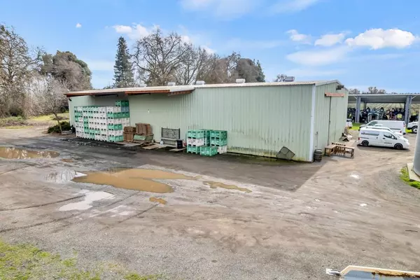 Clarksburg, CA 95612,33450 S River RD