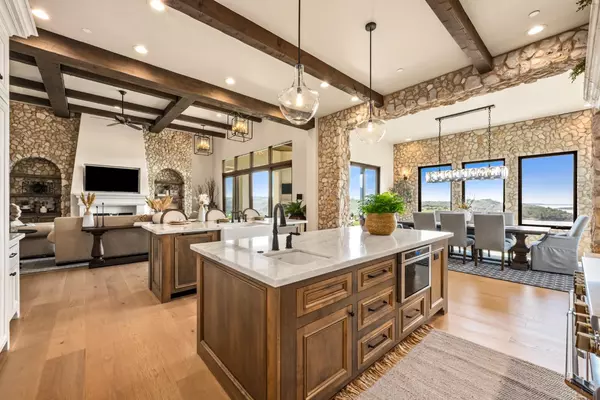 El Dorado Hills, CA 95762,410 Jordan CT