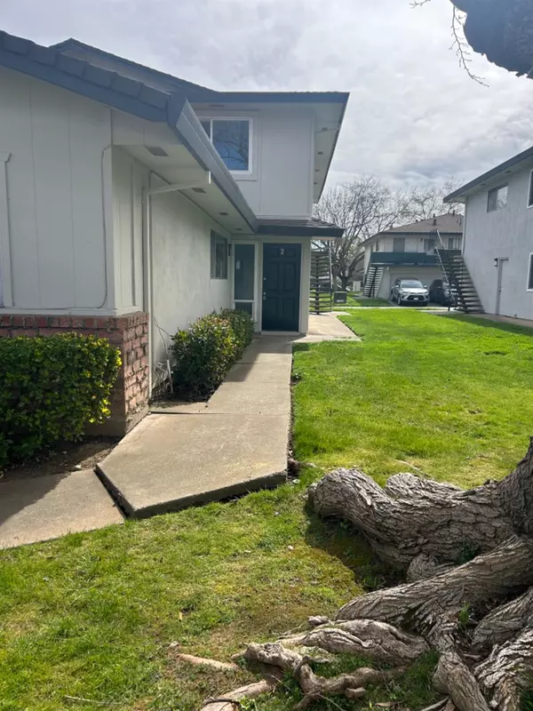 9508 Emerald Park DR #2, Elk Grove, CA 95624