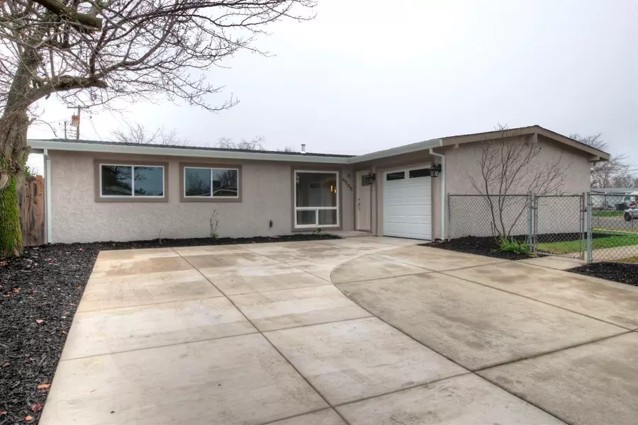 6545 Fountain LN, North Highlands, CA 95660