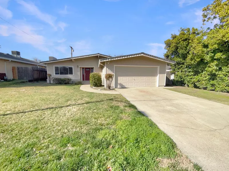 1114 Augusta WAY, Roseville, CA 95661