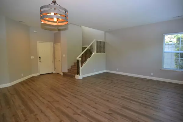 Modesto, CA 95355,1812 Hemstead CT