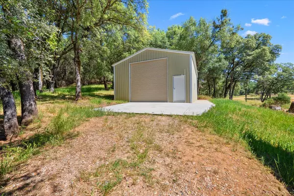 Grass Valley, CA 95949,10048 Pineapple CT