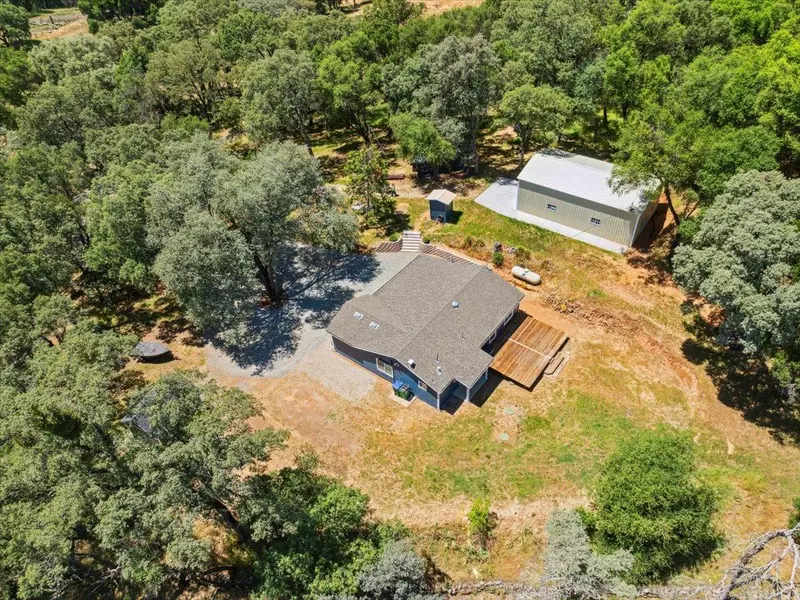 10048 Pineapple CT, Grass Valley, CA 95949