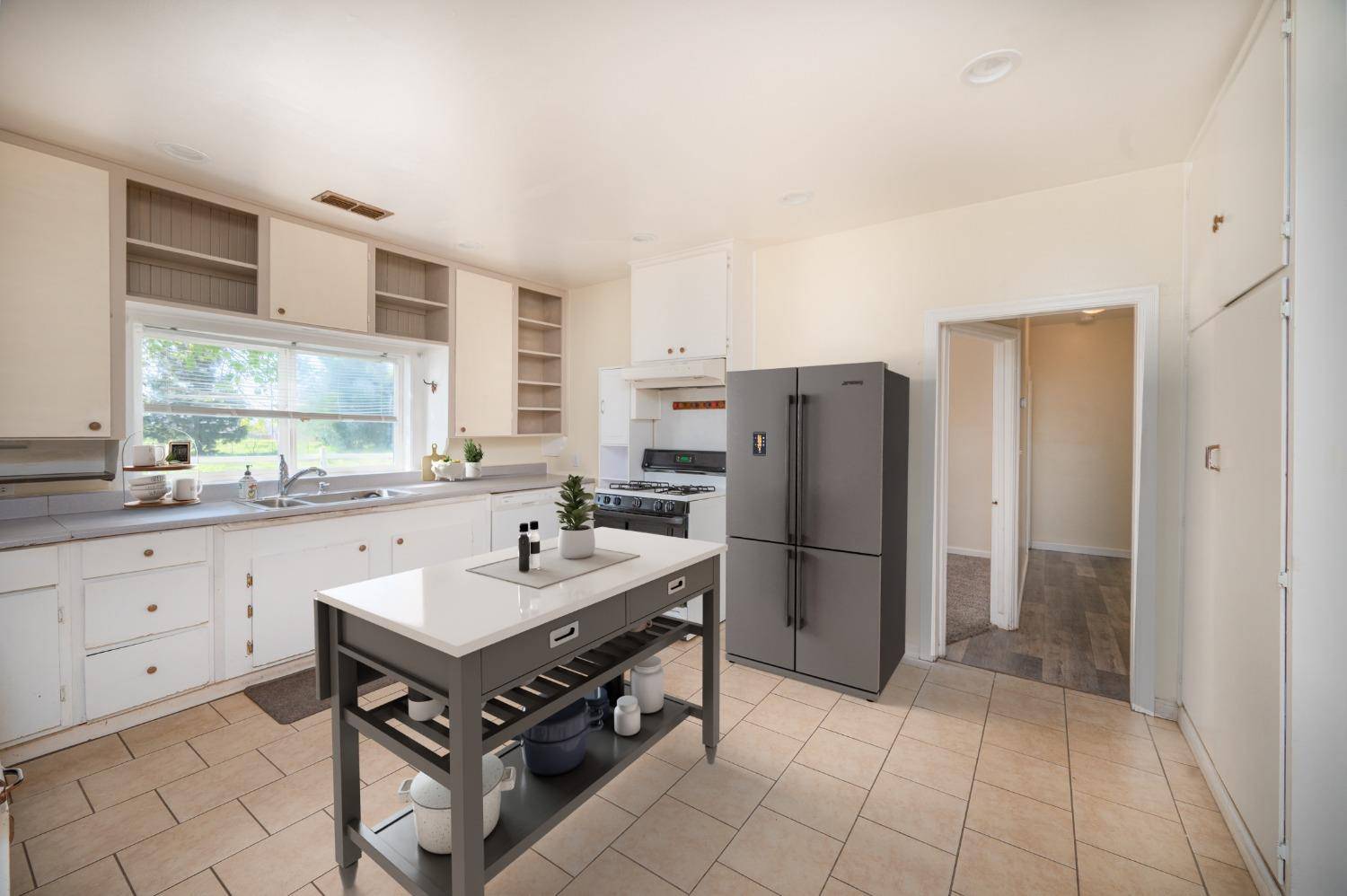 Oakdale, CA 95361,8302 Rodden RD