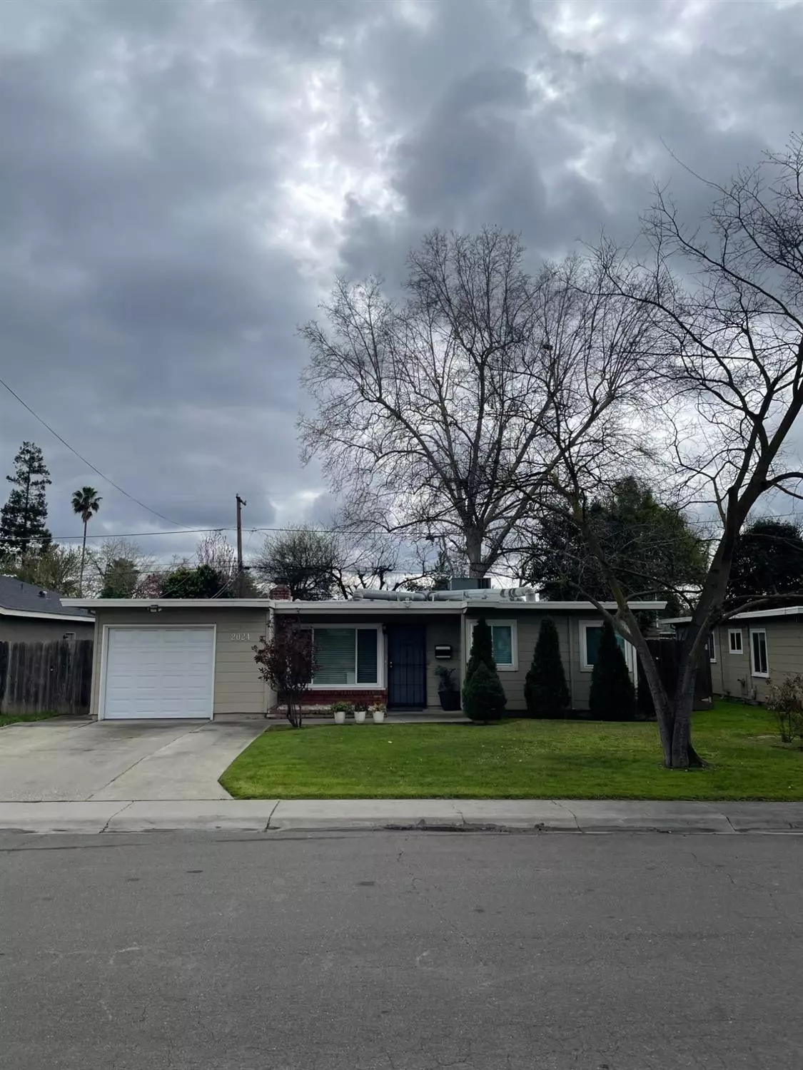 Stockton, CA 95207,2024 Rutledge WAY