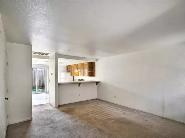 Modesto, CA 95354,564 Pirinen LN #B