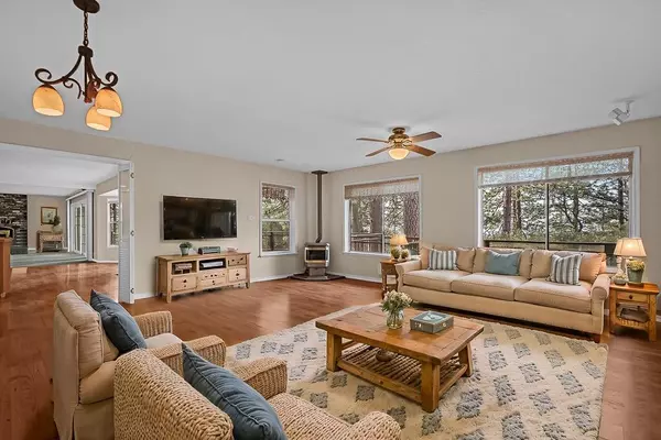 11151 Quail DR, Pine Grove, CA 95665