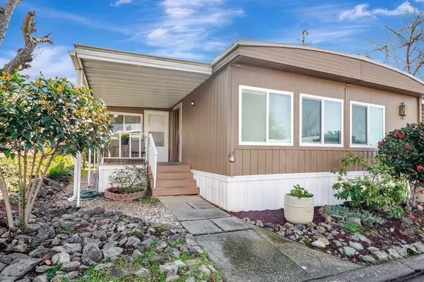 Auburn, CA 95603,1524 Tulip CIR #66
