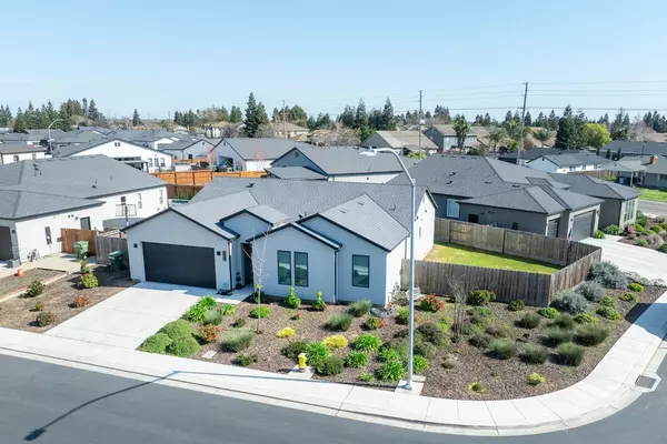 Denair, CA 95316,4094 Valkommen DR