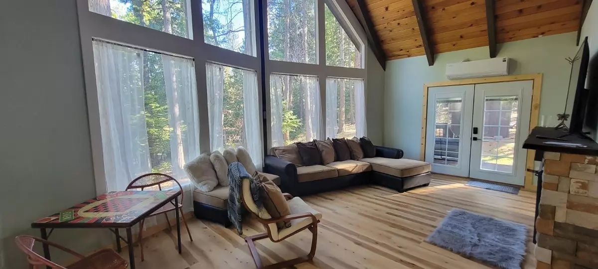 Twain Harte, CA 95383,19325 Michigan DR