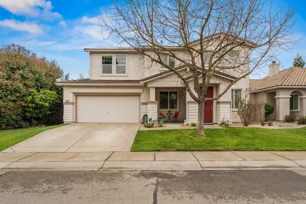 325 Royal River DR, Yuba City, CA 95991