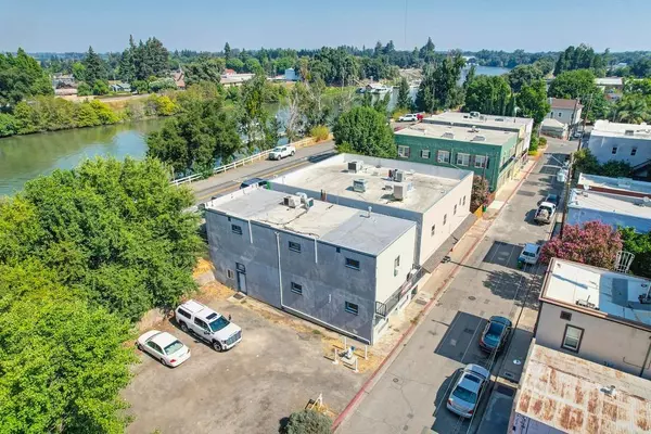 Walnut Grove, CA 95690,14150 Market ST