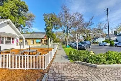 Davis, CA 95616,305 D ST