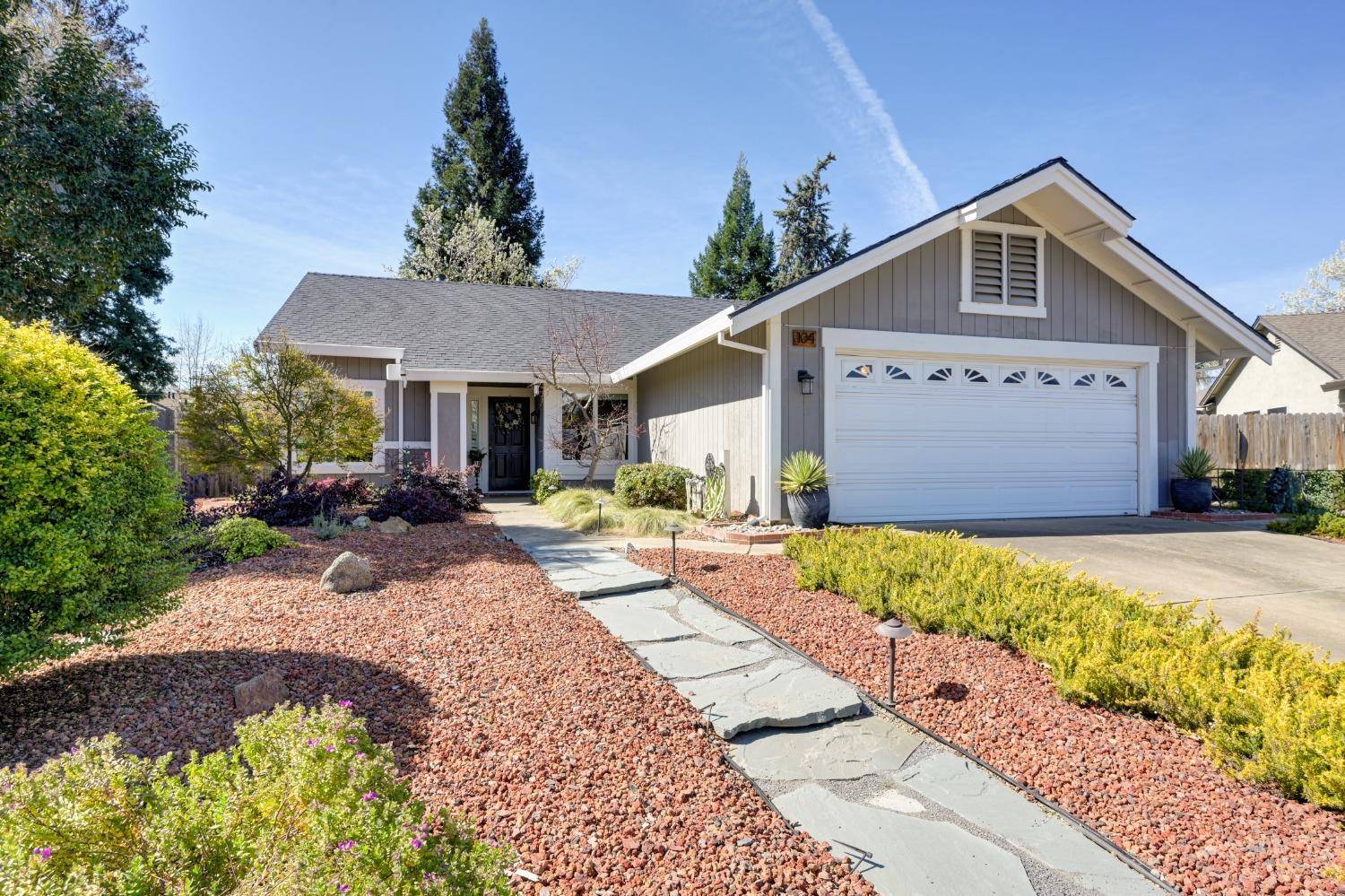 Folsom, CA 95630,104 Soliday CT