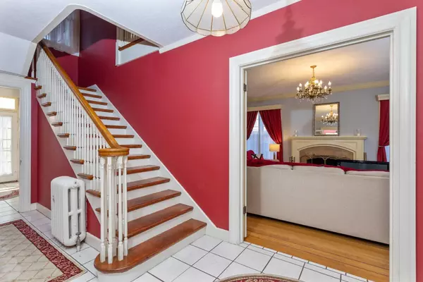 Stockton, CA 95202,138 W Rose ST