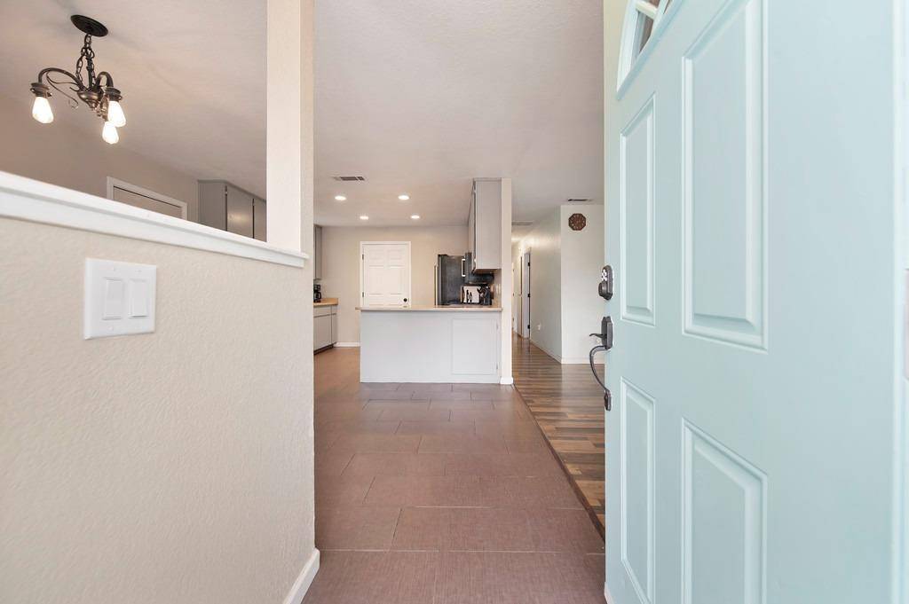 Citrus Heights, CA 95610,7600 Antelope RD