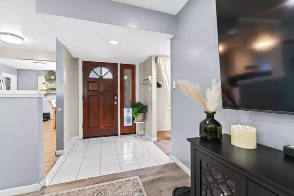 Sacramento, CA 95826,2728 Payette DR