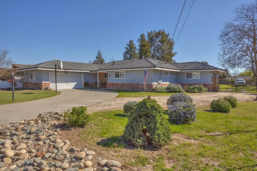 2106 Brier RD, Turlock, CA 95380