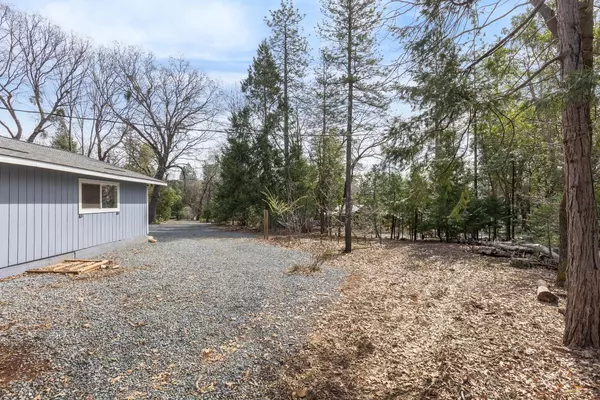 Foresthill, CA 95631,5159 Crestline DR