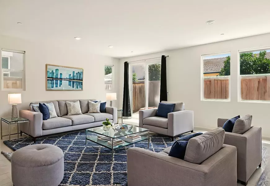 8158 Kramer Ranch LN, Elk Grove, CA 95758