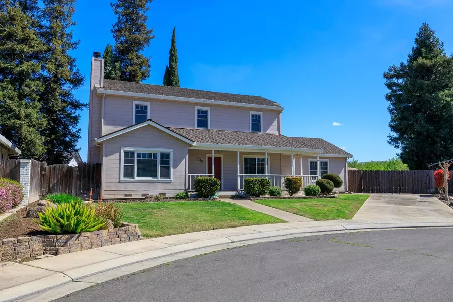 1750 Alicante CT, Escalon, CA 95320