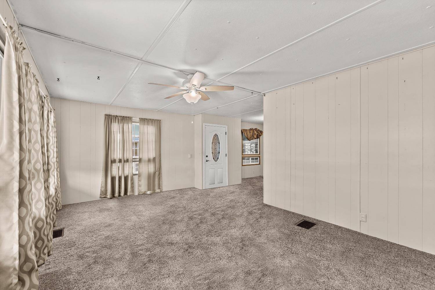 Yuba City, CA 95993,1155 Pease RD #118