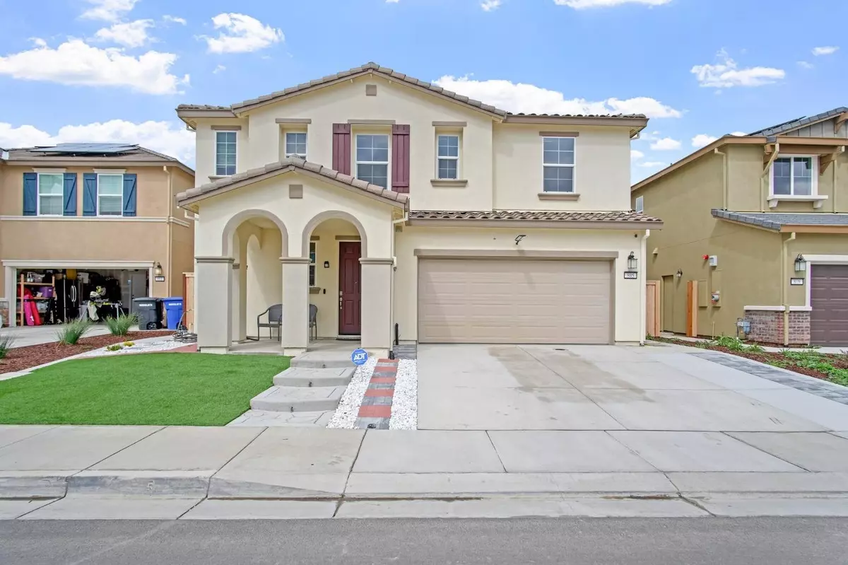 Patterson, CA 95363,805 Linford DR