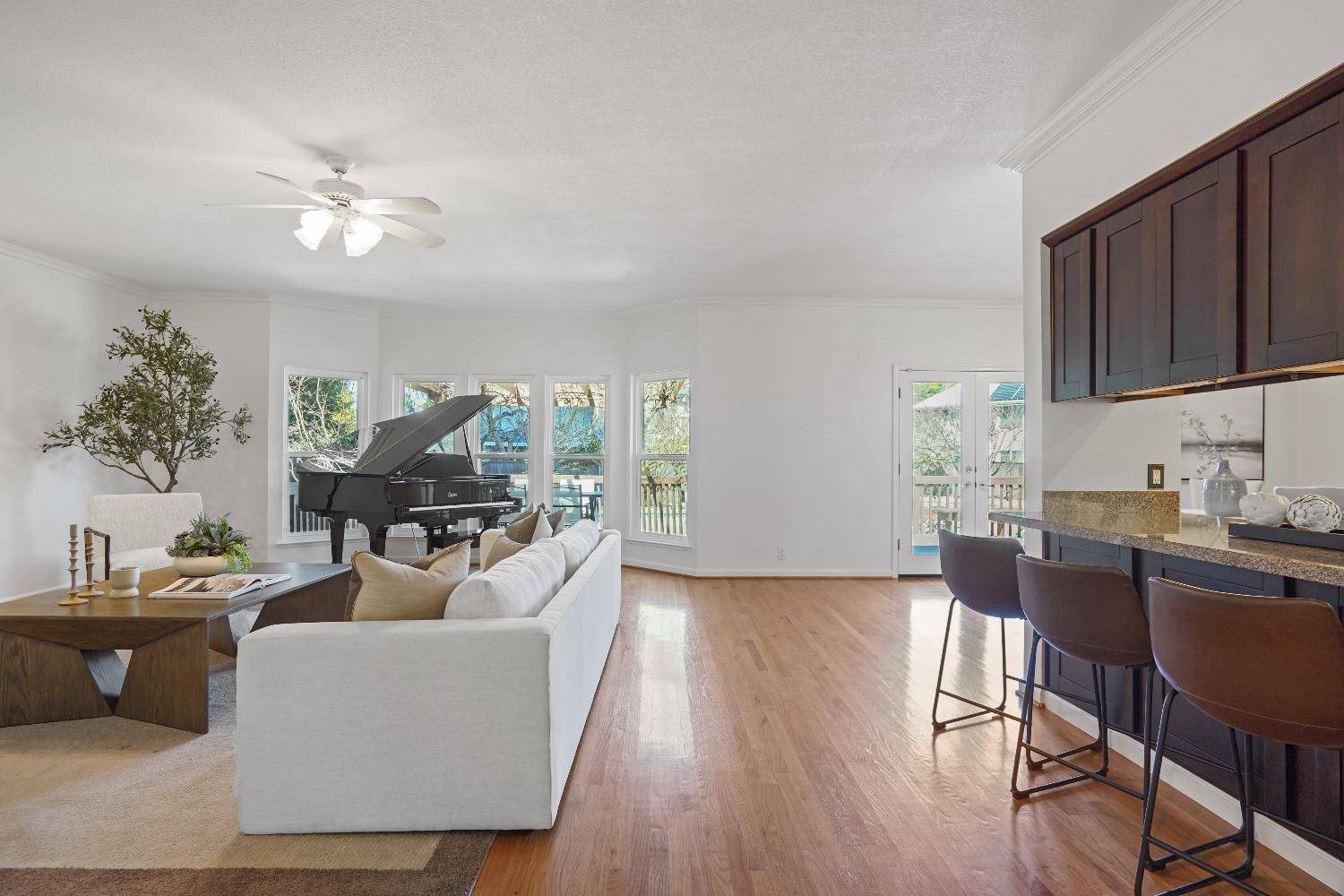 Sacramento, CA 95831,7749 El Douro DR