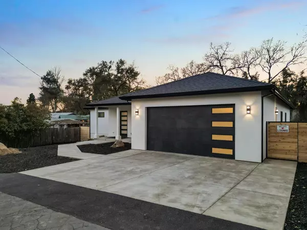 Loomis, CA 95650,3592 Colony LN