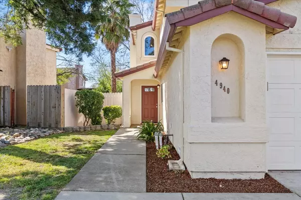 Sacramento, CA 95823,4940 Yvonne WAY