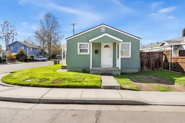 West Sacramento, CA 95605,621 James ST