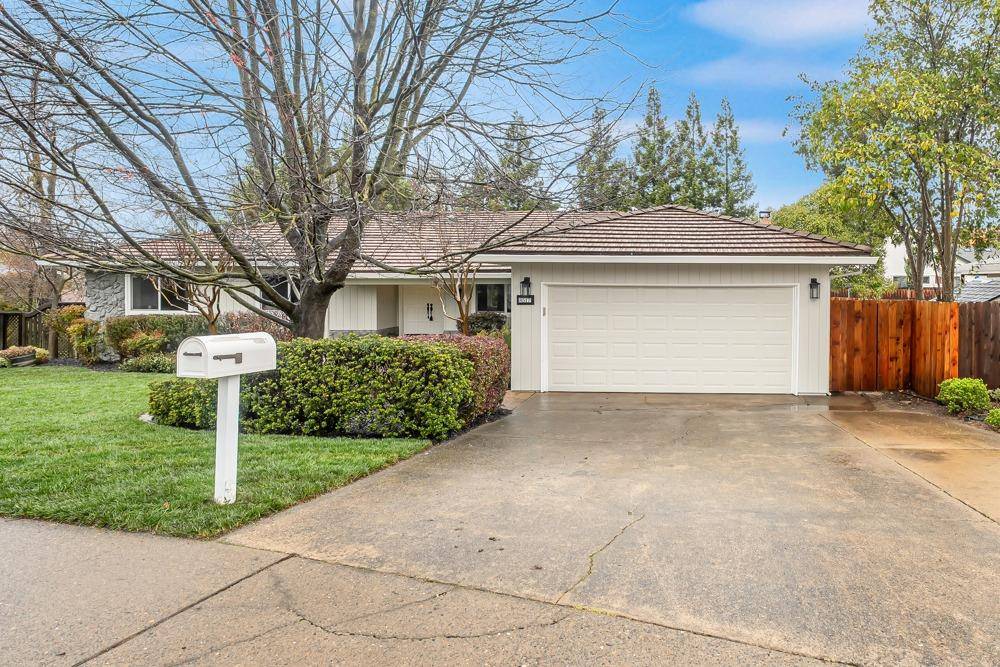 Fair Oaks, CA 95628,8517 Annette Engel WAY