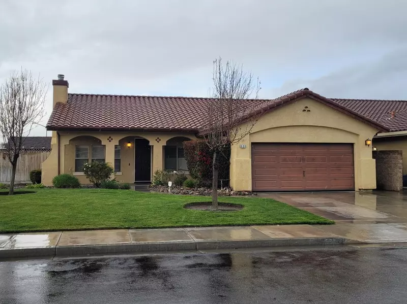 604 Vine St, Los Banos, CA 93635