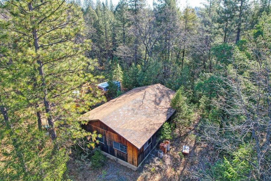 5040 Butterfield Stage RD, Georgetown, CA 95634