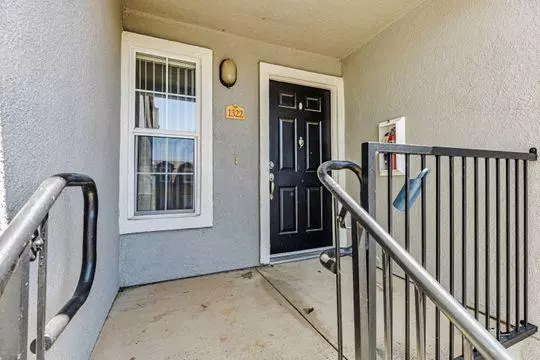 Folsom, CA 95630,885 Halidon WAY #1322