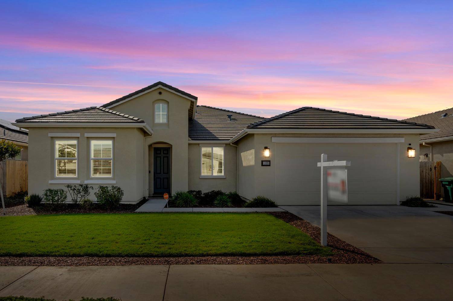 1125 Pearl DR, Los Banos, CA 93635
