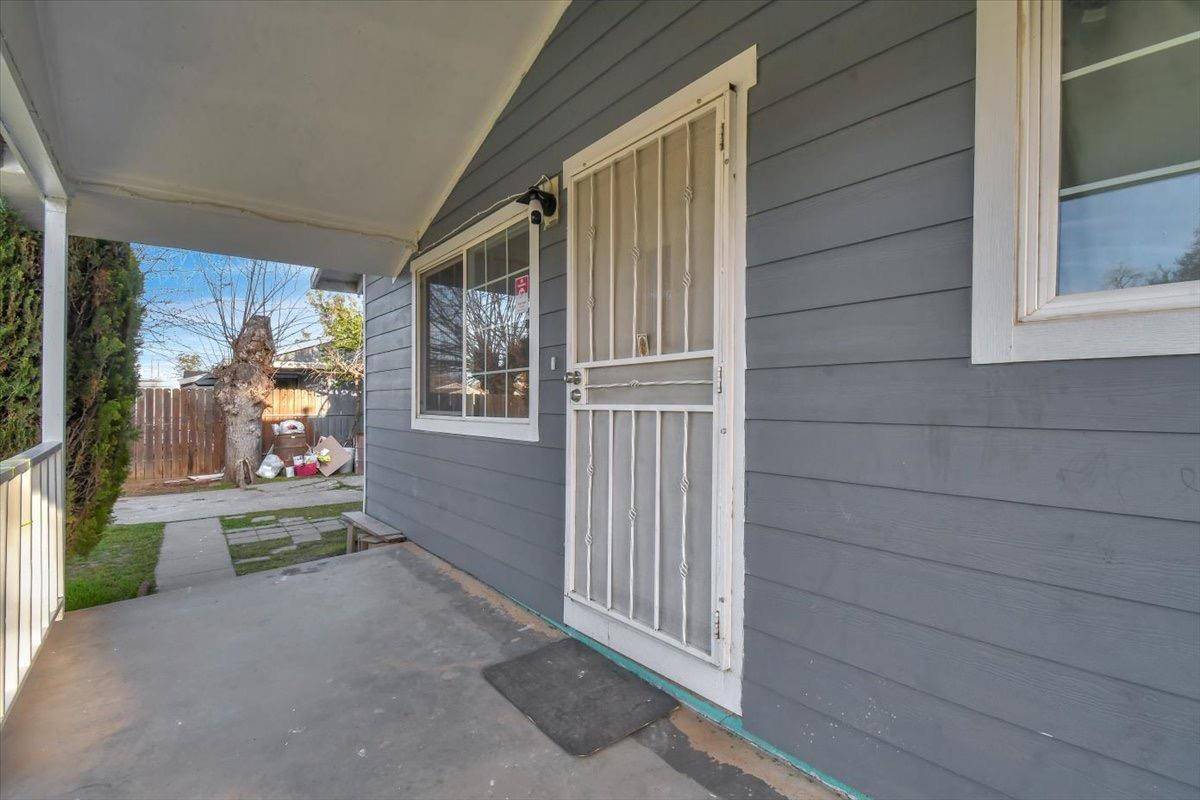 Olivehurst, CA 95961,1592 7th AVE
