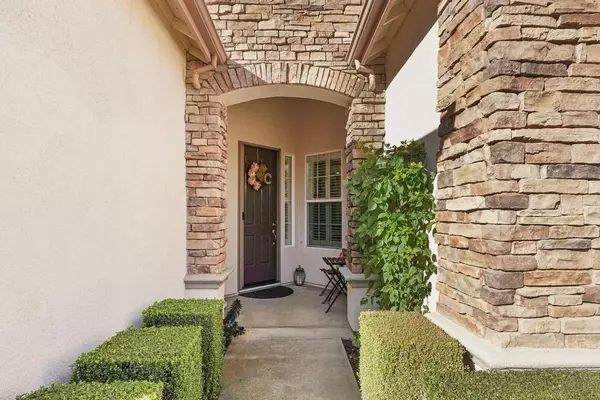 Sacramento, CA 95833,22 Eastham CT