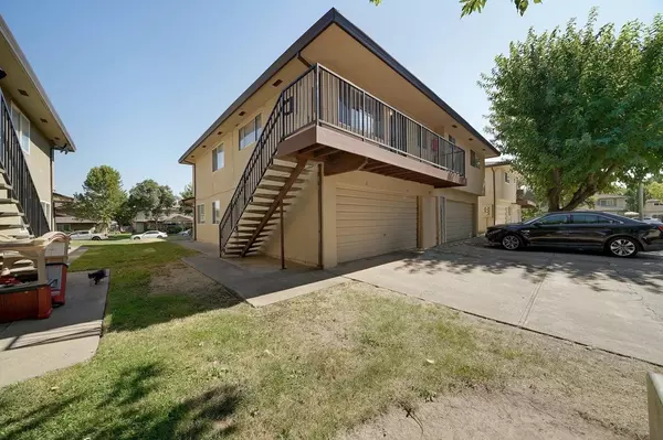 4616 Greenholme DR #4, Sacramento, CA 95842