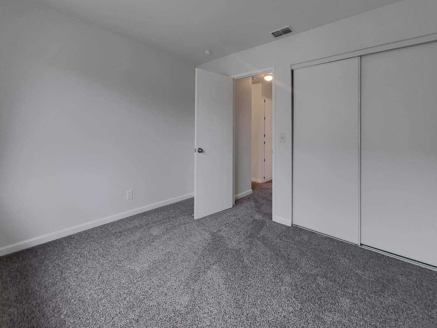 Sacramento, CA 95842,5529 Moorhouse CT