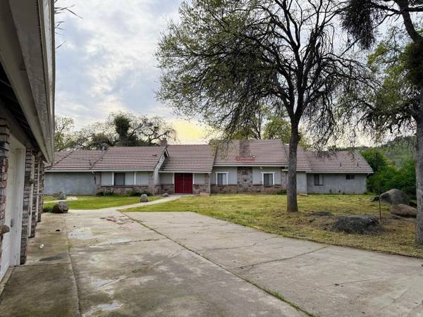 47409 Thunderhill LN,  Squaw Valley,  CA 93675